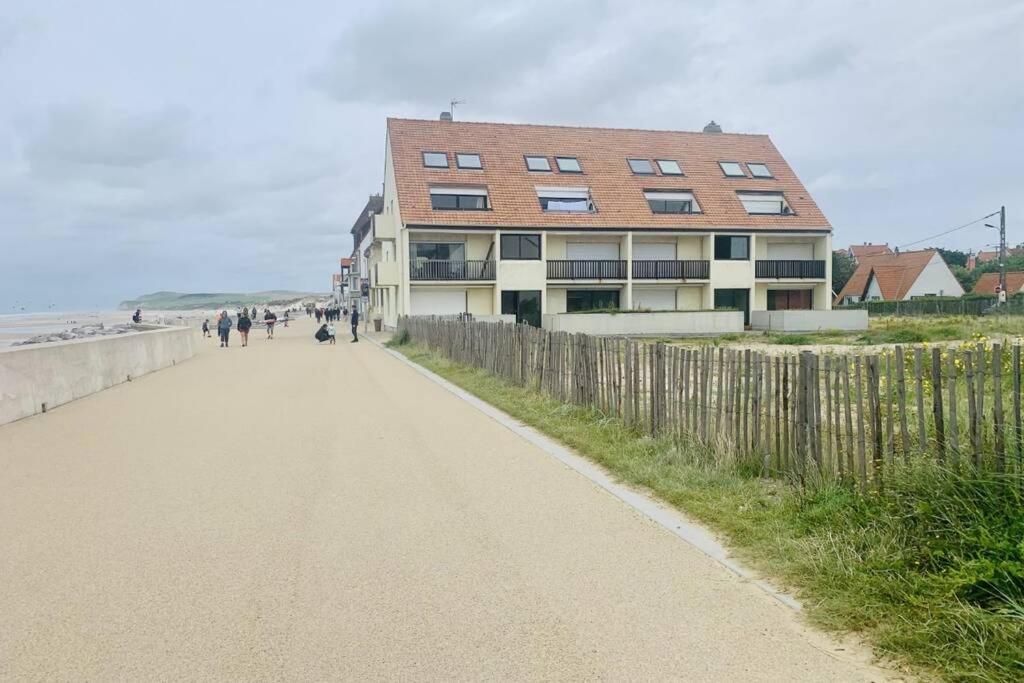 Duplex Avec Jacuzzi Vue Imprenable Sur La Baie De Wissant Apartamento Exterior foto